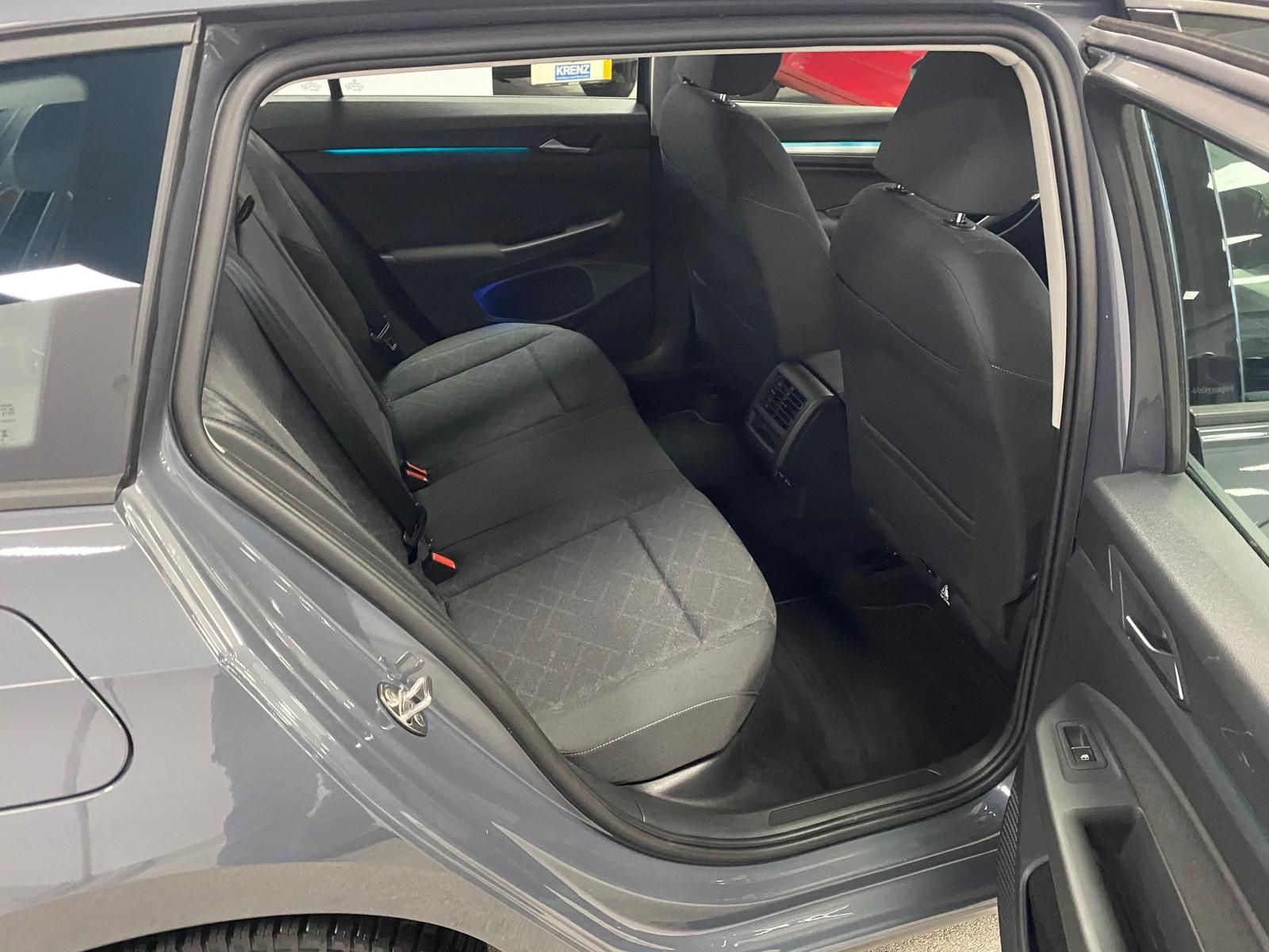 Fahrzeugabbildung Volkswagen Golf Variant 1.5 TSI APP+KLIMA+ACC+RFK+AHK+NAVI+