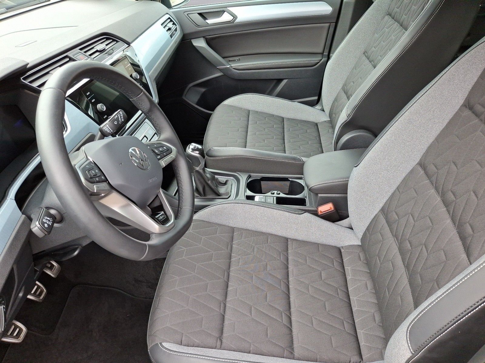 Volkswagen Touran - Bild 16