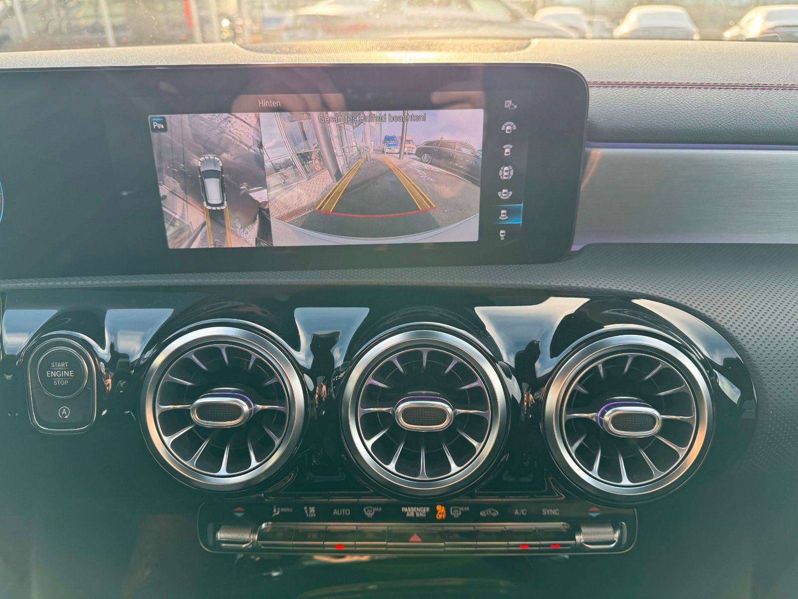 Fahrzeugabbildung Mercedes-Benz CLA 250 4M SB AMG+Pano+AHK+Memory+360+Night