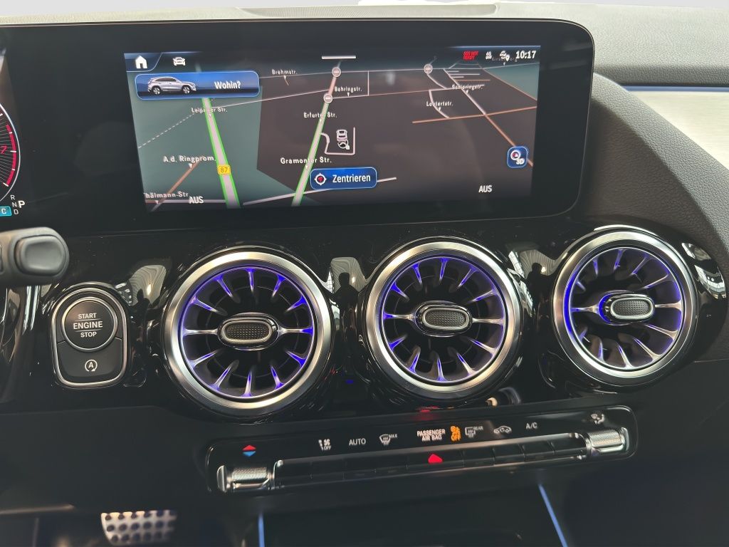 Fahrzeugabbildung Mercedes-Benz GLA 200 AMG Line*NightPaket*Kamera*el.Heckklappe