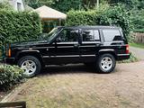 Jeep Cherokee Limited 4.0 Auto Limited - Jeep Cherokee Limited mit Benzin-Antrieb