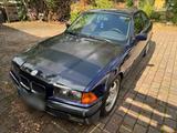 BMW E36 320i Coupe - BMW 320: Coupe, 320i E36