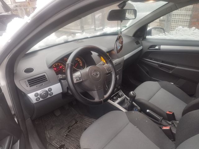 Opel Astra 1.4 Benziner