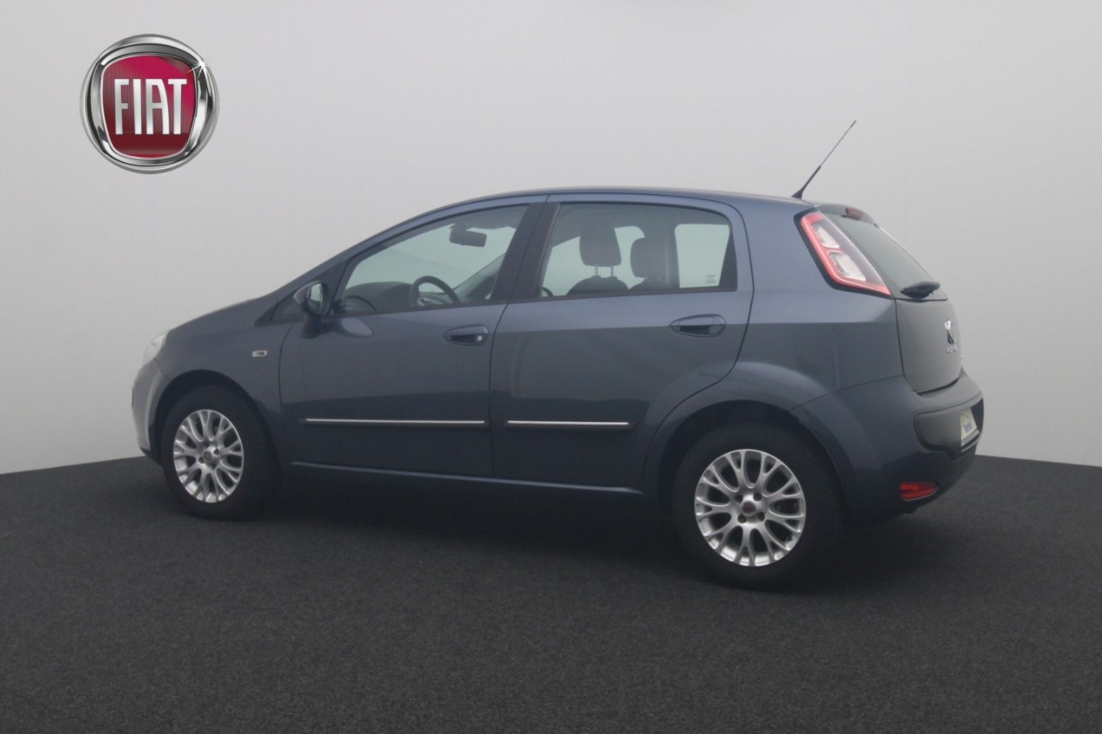 Fahrzeugabbildung Fiat Punto Evo 1.4 Dynamic