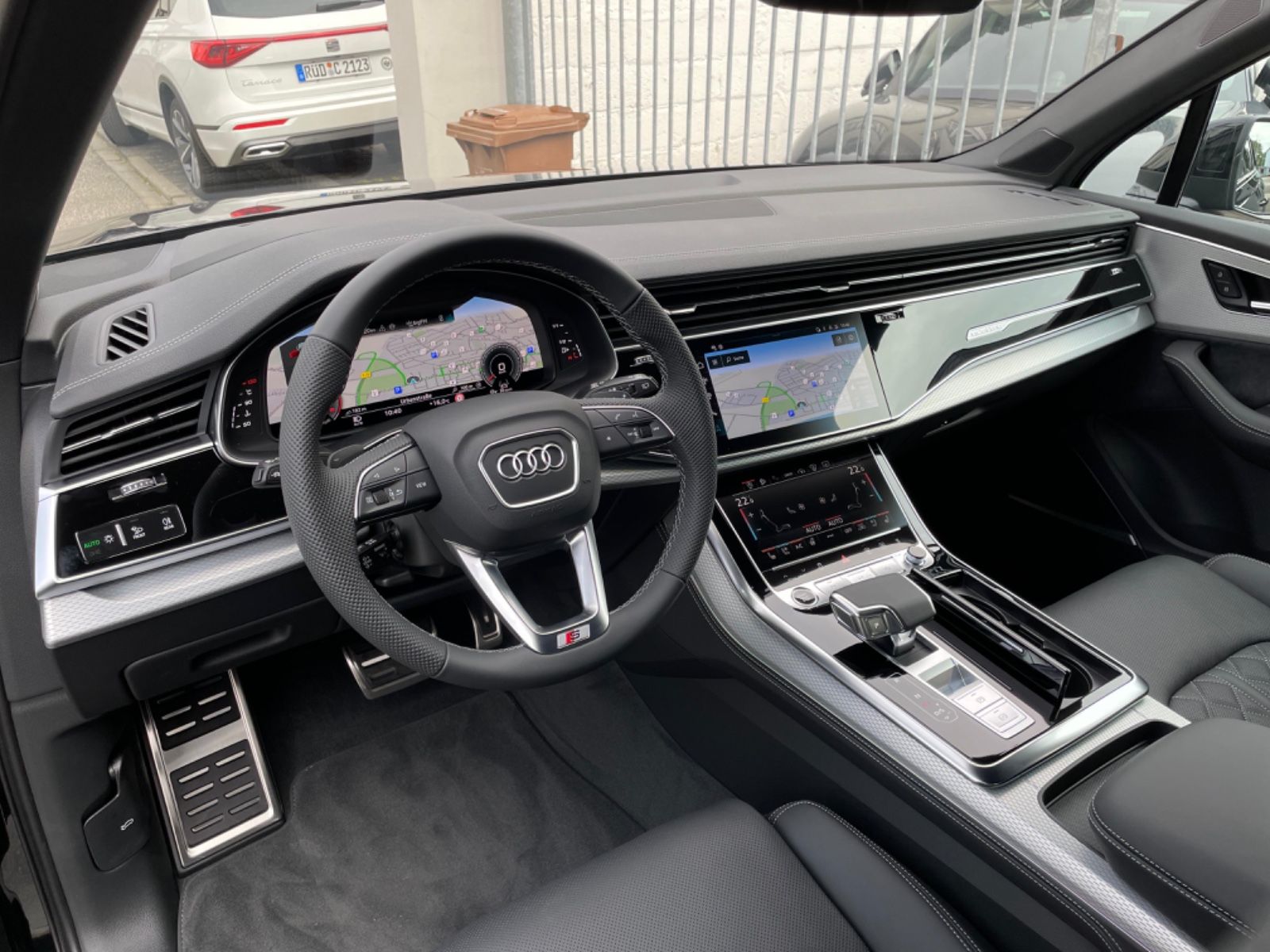 Fahrzeugabbildung Audi Q7 50 TDI Facelift |S-Line|HUD|STHZ|22"|B&O|Pano