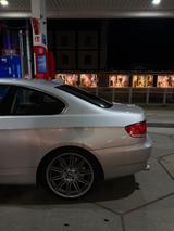 BMW 330i - - BMW 3er Reihe: Coupe