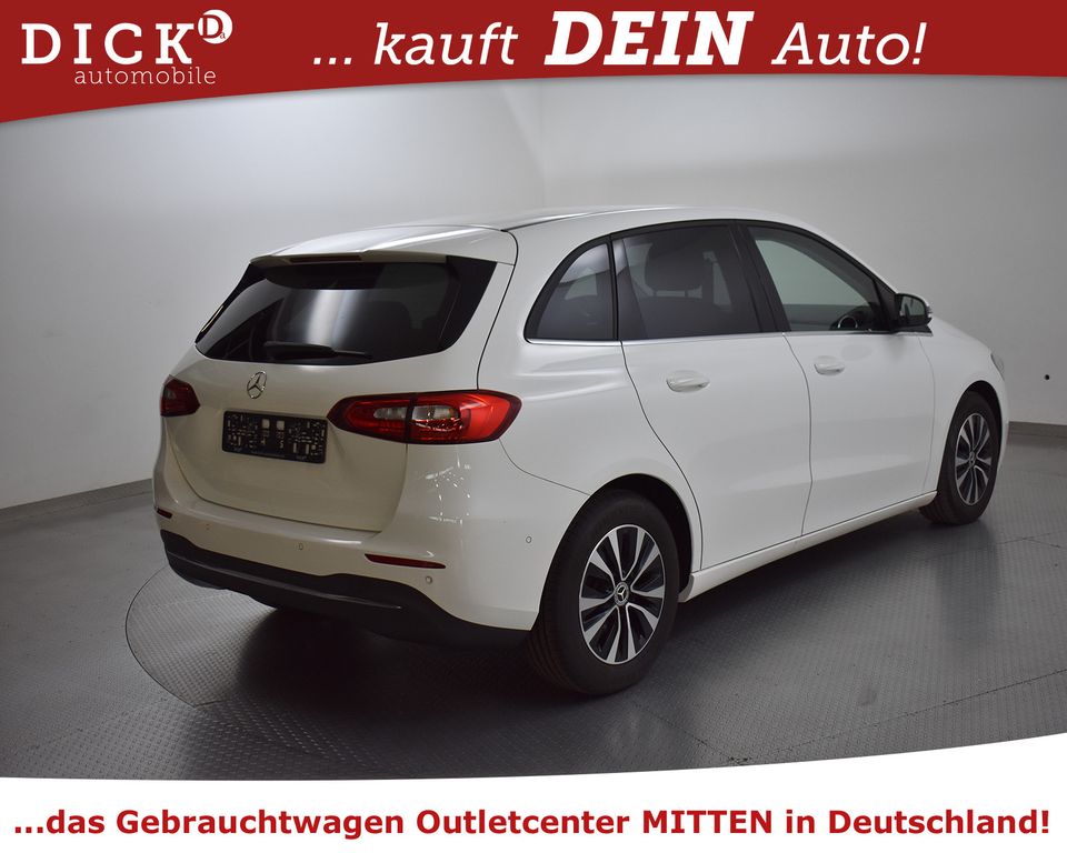 Mercedes-Benz B 180 d Style >NAVI+LEDER+SITZHZ+TEMP+PARK+DAB+LM