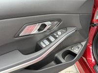 BMW 330 - Vorschau Bild 13