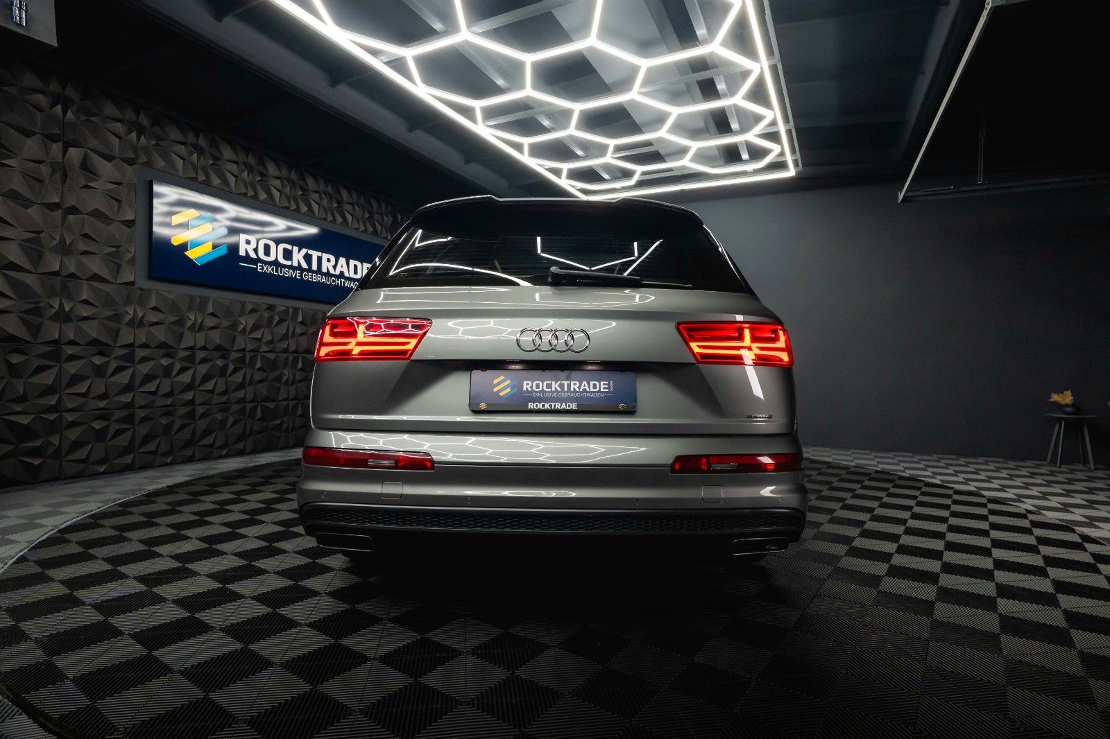 Fahrzeugabbildung Audi Q7 3.0 TDI quattro S-Line Plus *Pano*ACC*LED*