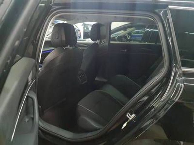 Volkswagen Passat Variant - Bild 5