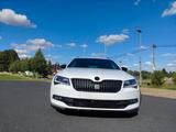 Skoda Superb 2.0 TDI SCR 140kW DSG SportLine Combi... - Skoda Superb: 140