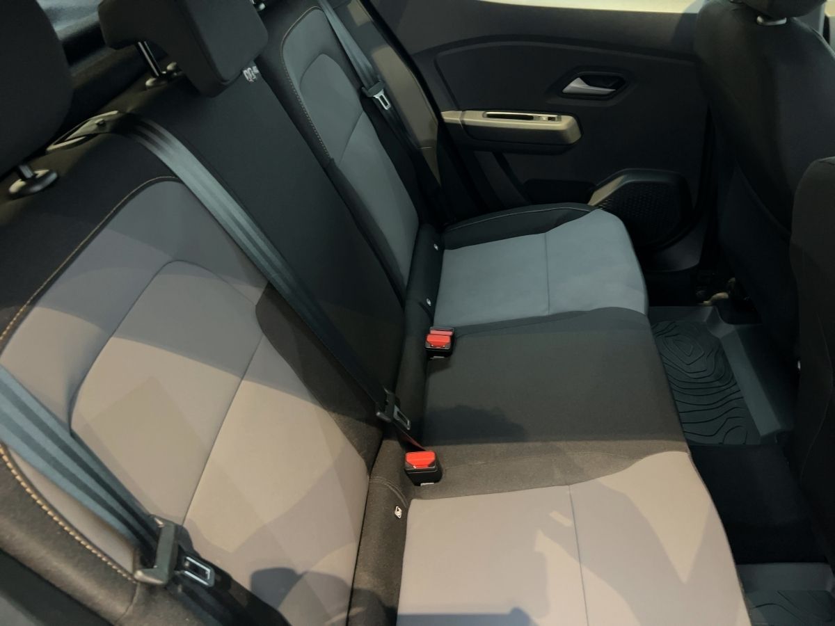 Dacia Sandero - Bild 12