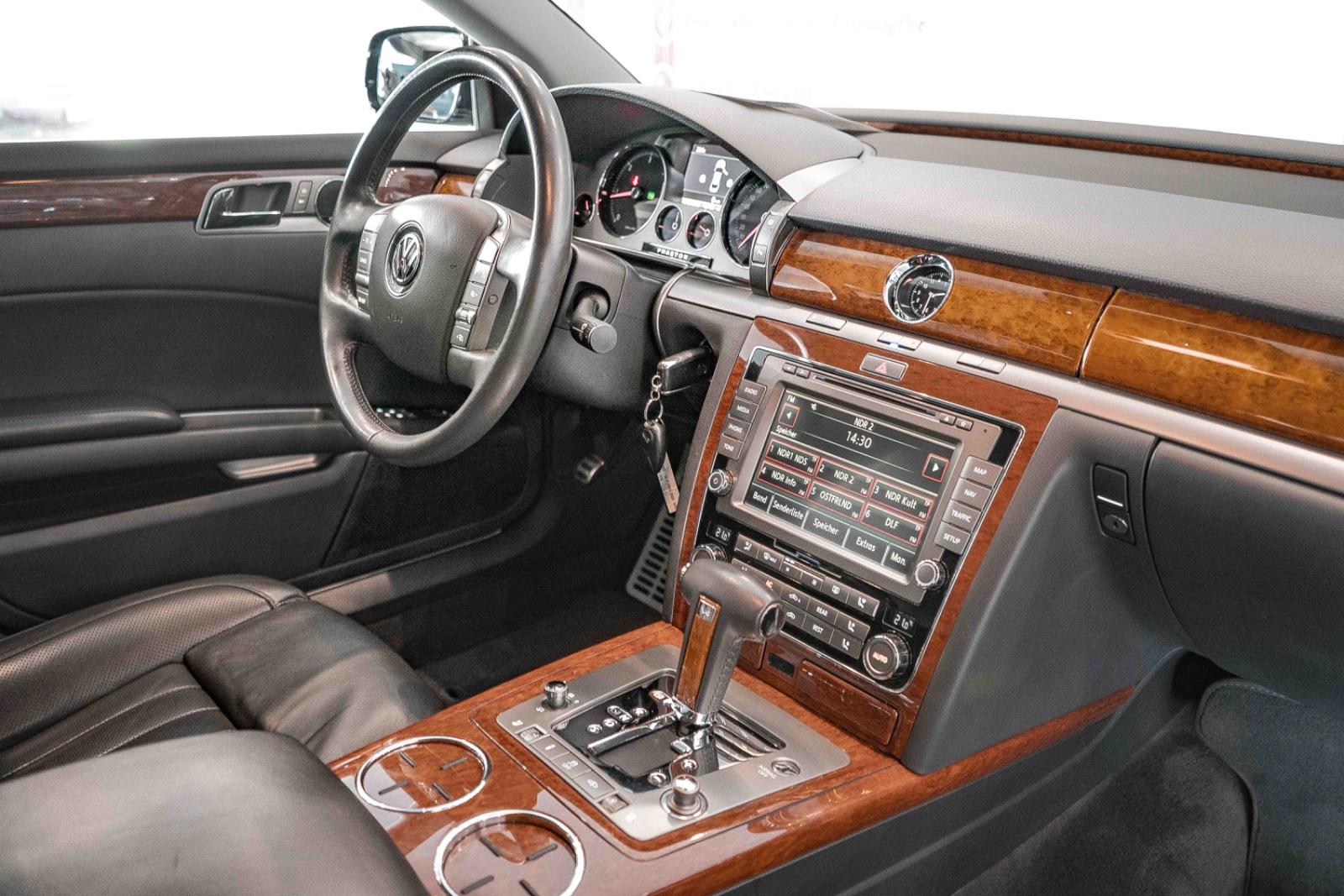 Volkswagen Phaeton 3.0 TDI V6 4M Sitzklima Schiebedach 4SHZ