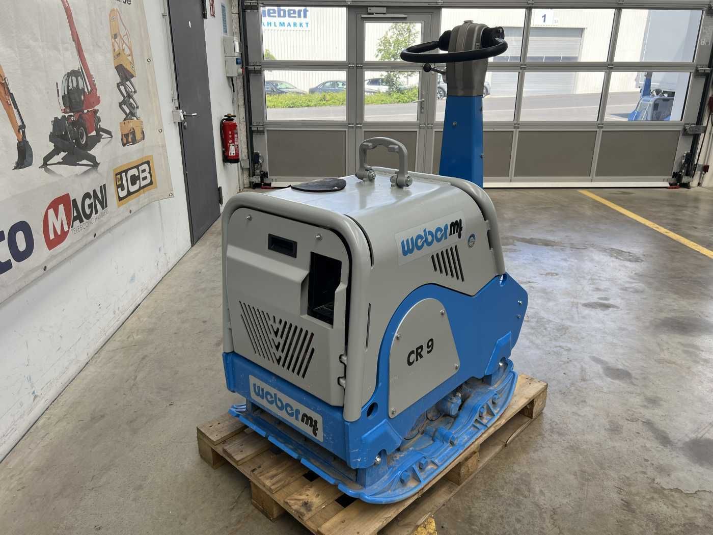 Fahrzeugabbildung Weber Weber CR 9 Hatz-Diesel / 736kg / E-Start / DEMO