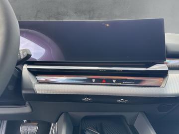 صورة مصغرة 18 لـ 2026 BMW I5