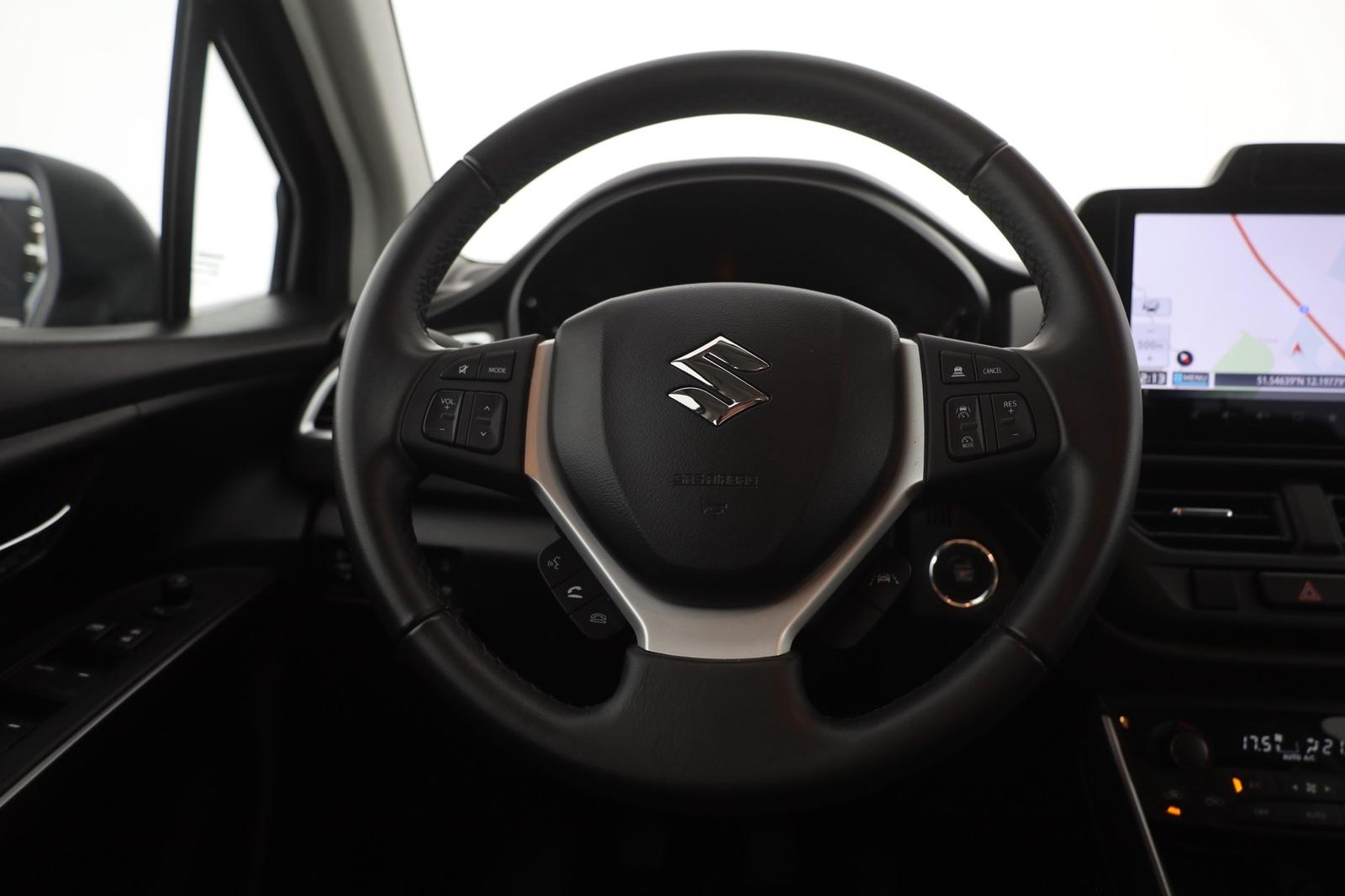 Suzuki S-Cross 1.4 4WD LED ACC Navi Kamera Sitzheizung