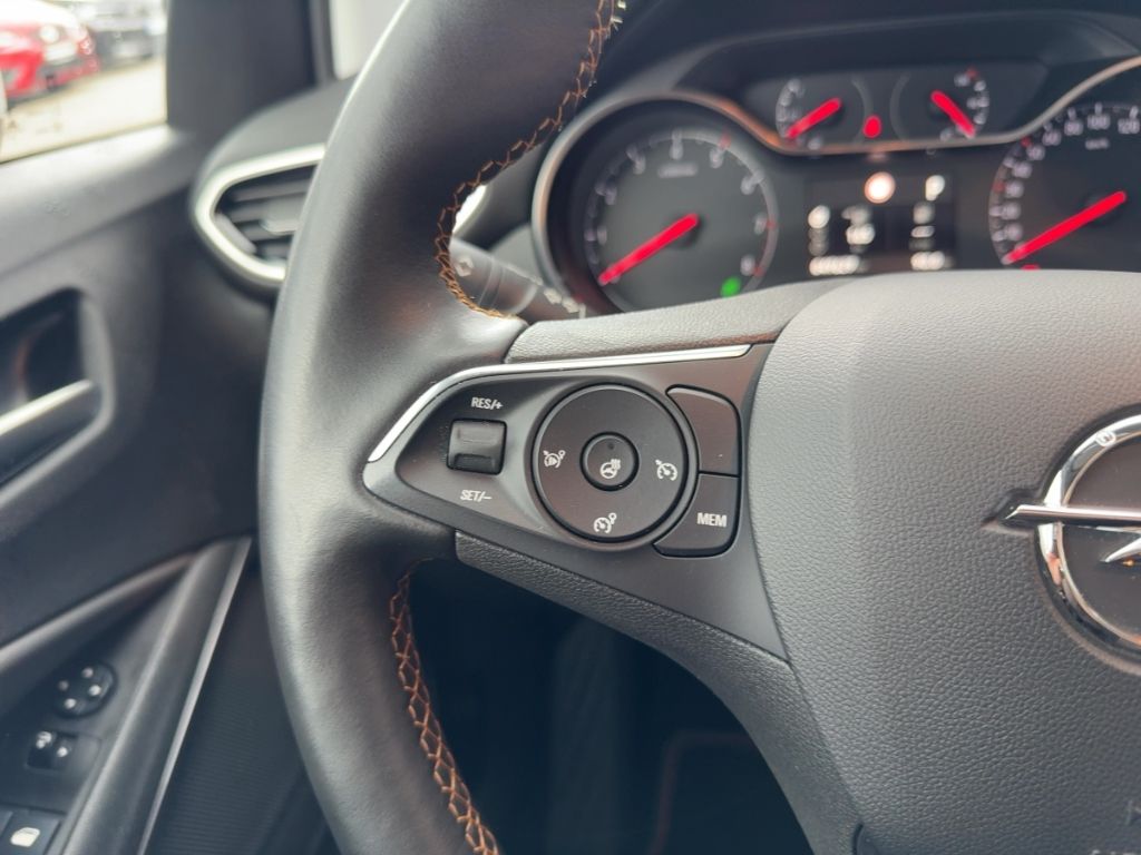 Fahrzeugabbildung Opel Crossland INNOVATION  NAVI  WINTERPAKET