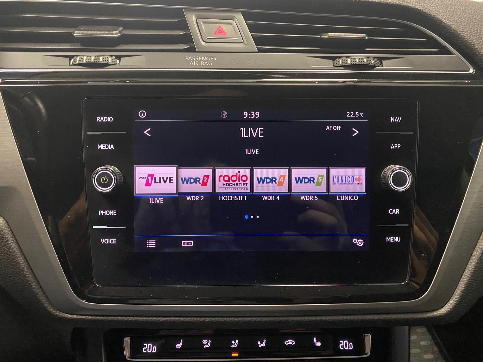 Fahrzeugabbildung Volkswagen Touran 1.4 TSI  Comfortline BMT/Star+ACC+3ZKLIMA