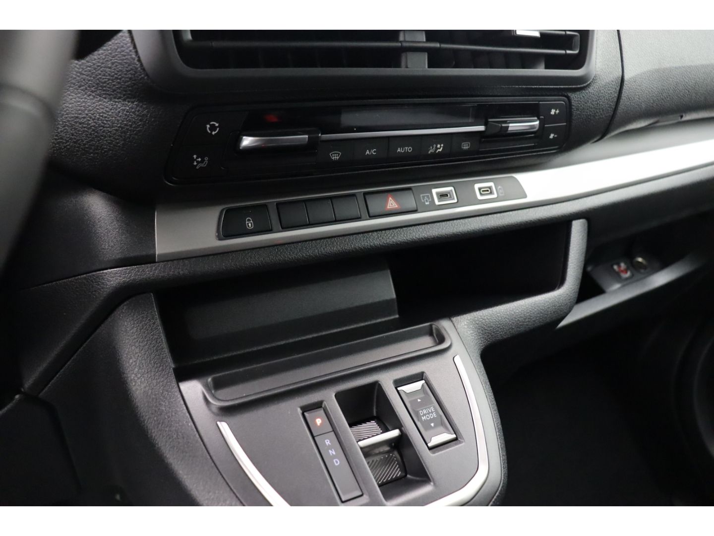 Fahrzeugabbildung Fiat Ulysse series 4 ICON L3 Diesel  Totwinkelass.LED
