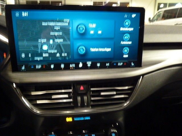 Fahrzeugabbildung Ford Kuga Hybrid Active Automatik/ FHEV