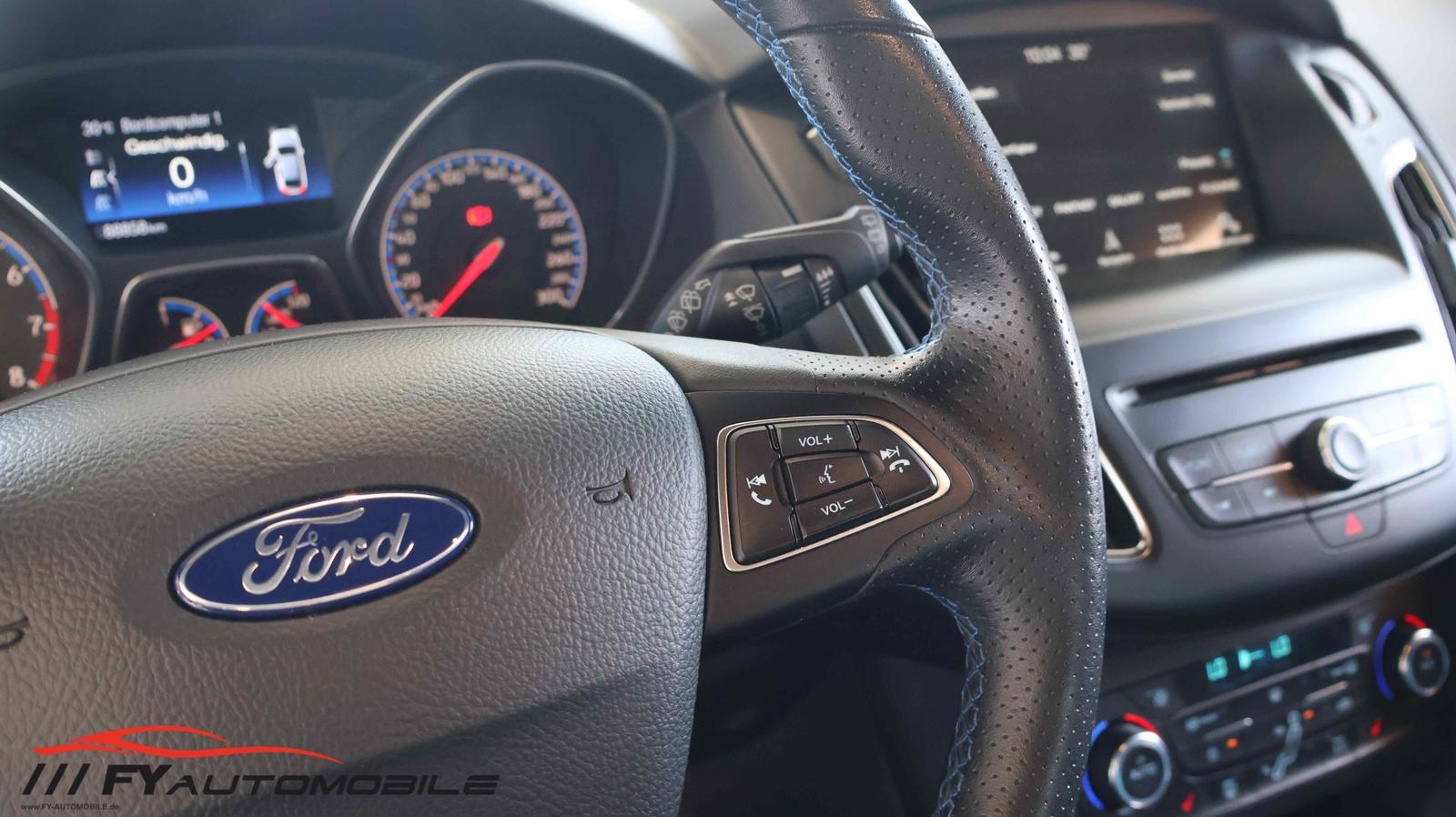 FORD FOCUS RS CAMÉRA* ÉCHAPPEMENT SPORT* GARANTIE*  | 349 ch | 4X4 | BVM |GARANTIE