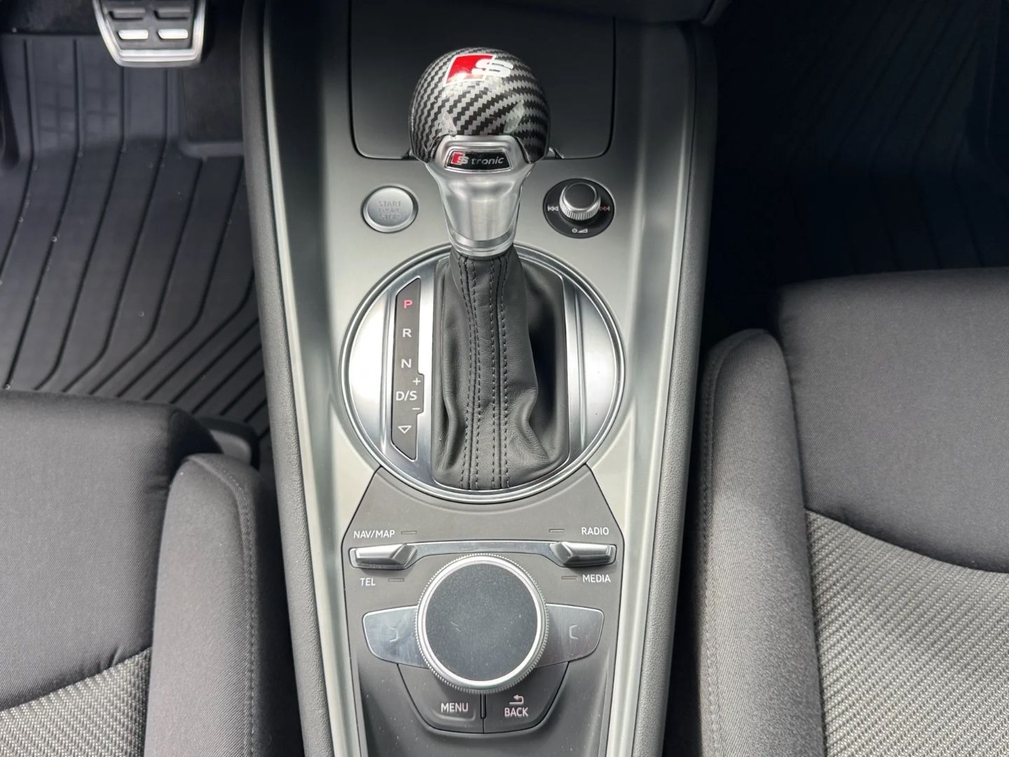 TT Coupe 1.8 TFSI s-tronic *S-LINE*NAVI*LED*