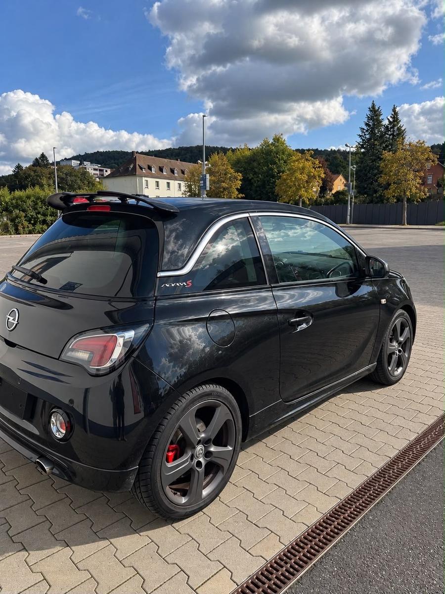 Opel Adam