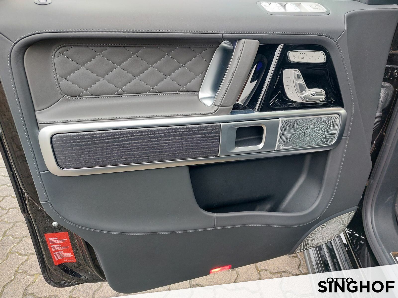 Fahrzeugabbildung Mercedes-Benz G 450 d AMG +Superior+Night+AHK+dyn.LED+360°+20"