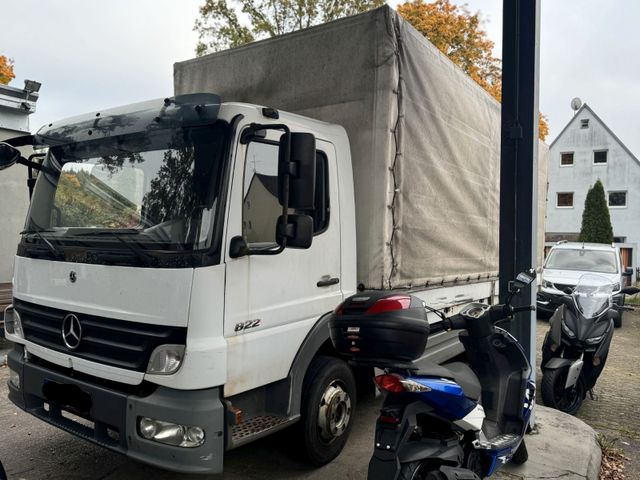 Mercedes-Benz 822 Atego Ladebordwand