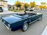 Ford Mustang - Ford Mustang aus 1965: Cabrio