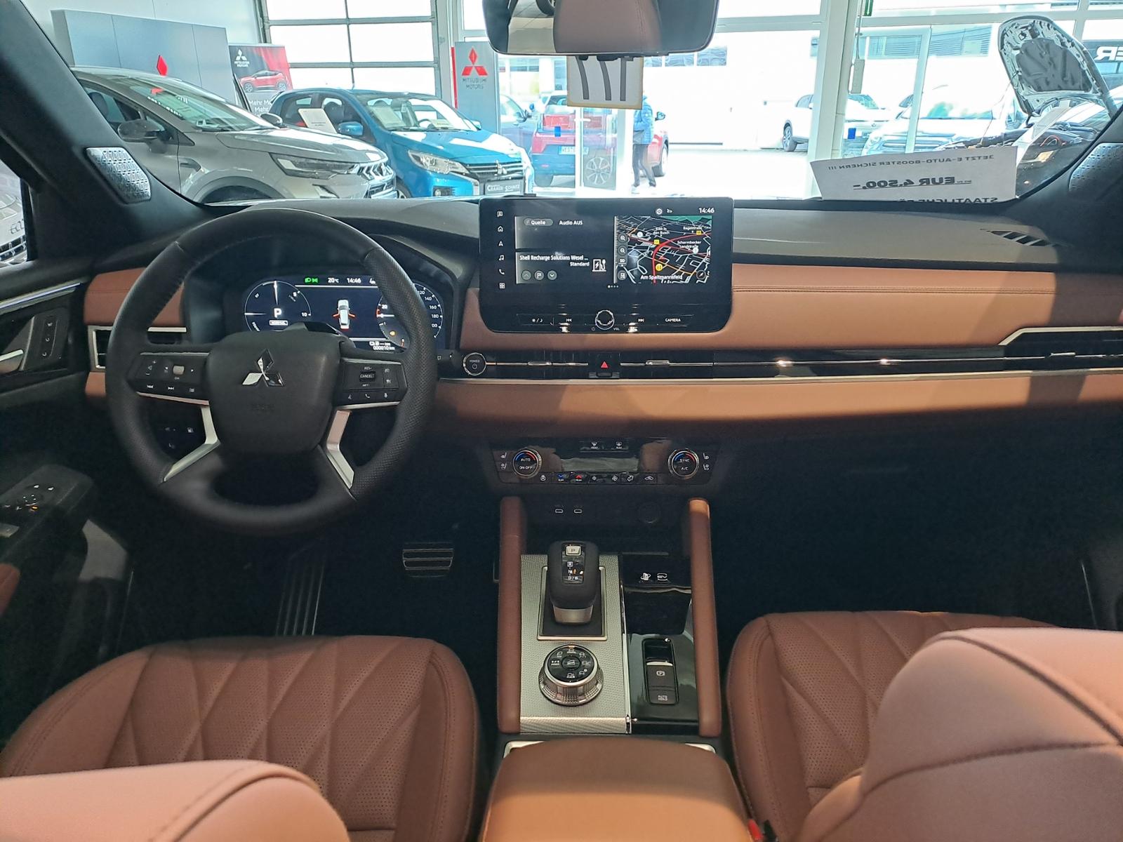 Mitsubishi Outlander 2.4 PHEV 100 kW S-AWC Top