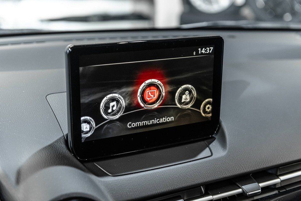 Fahrzeugabbildung Mazda 2 1.5i 90PS CENTER CONV