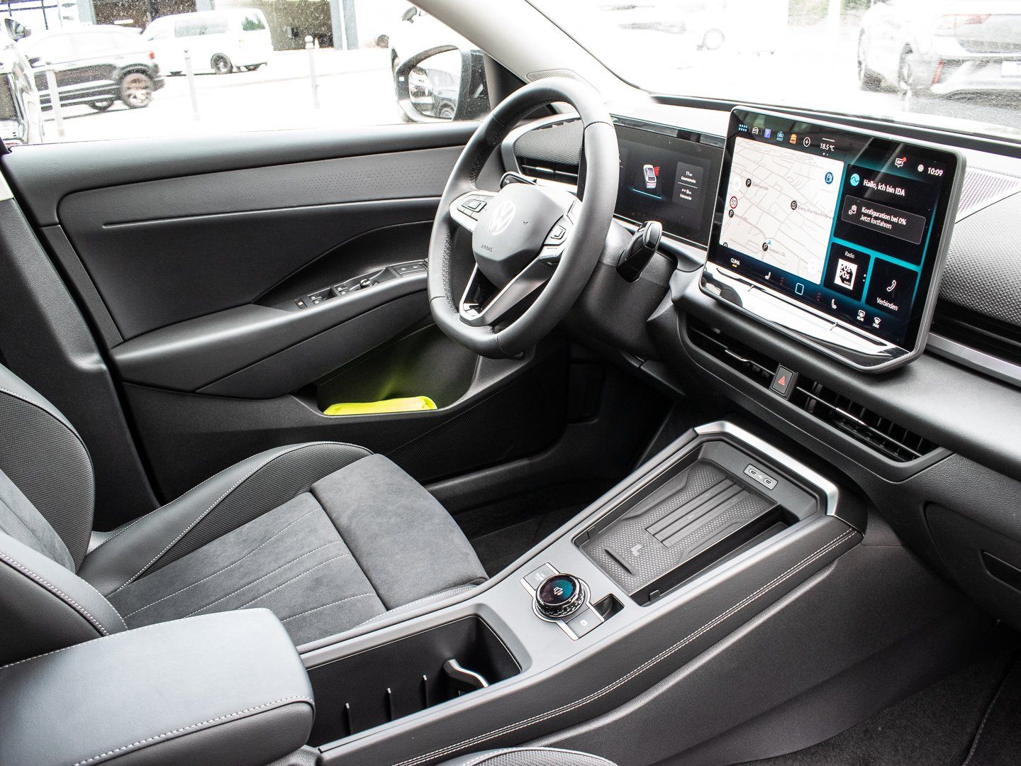 Volkswagen T-Roc - Bild 7