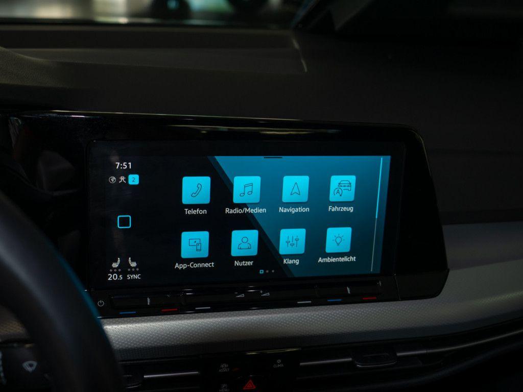 Volkswagen Golf VIII 1.0 TSI Move AHK LED APP Sitzhzg, миниатюра 9