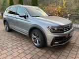 Volkswagen Tiguan Allspace UNITED 2.0 TDI R-LINE AHK NAV - Volkswagen Tiguan Allspace UNITED mit Diesel-Antrieb