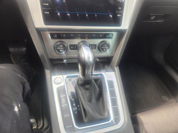 Volkswagen Passat Variant - 12