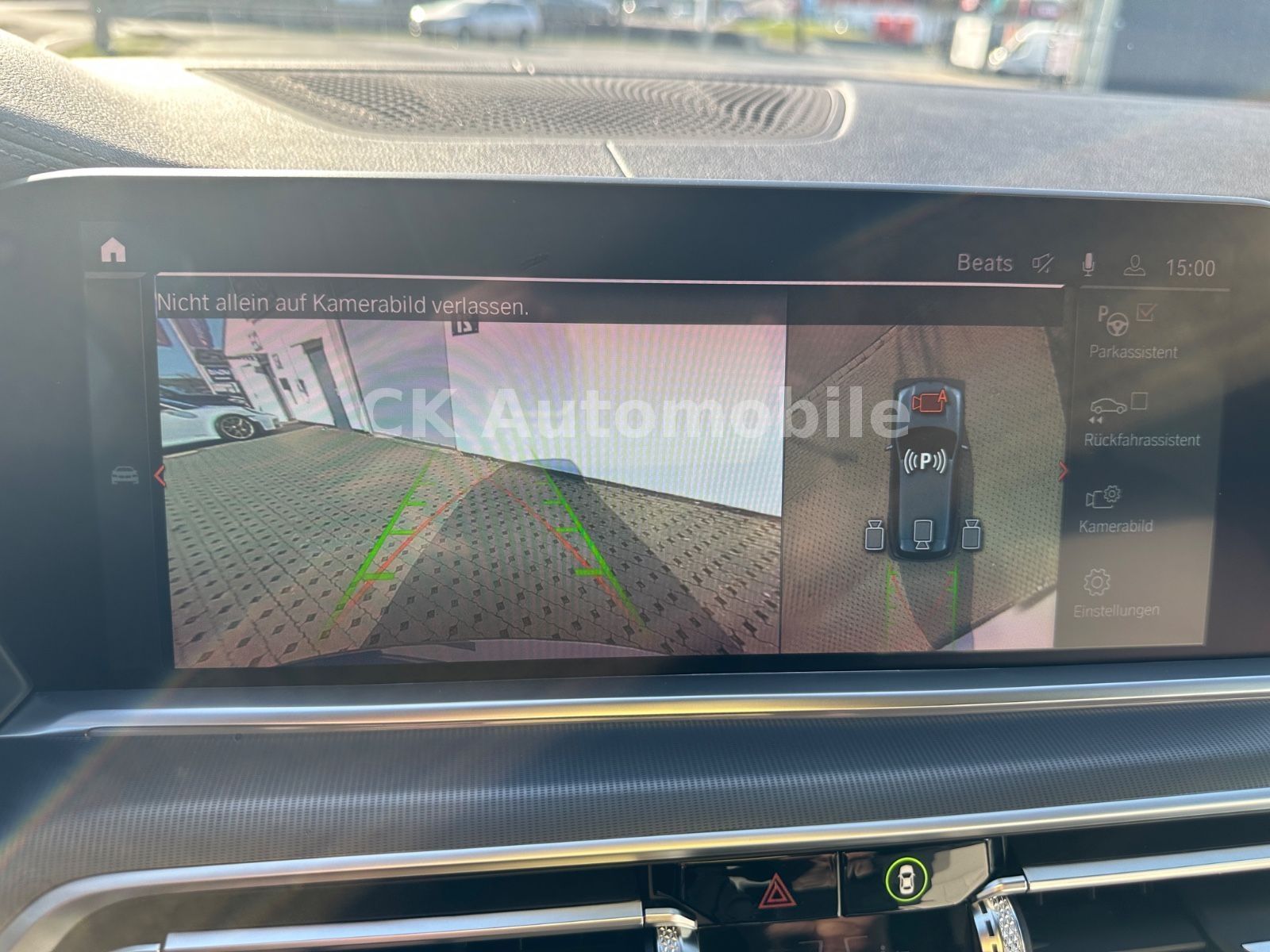 Fahrzeugabbildung BMW X5 xDrive 30d M-Sport/Navi/Head-Up/LED/22 Zoll