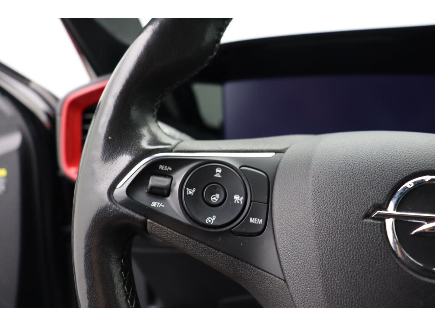 Fahrzeugabbildung Opel Mokka-e e GS Line Kamera SHZ Einparkhilfe ACC