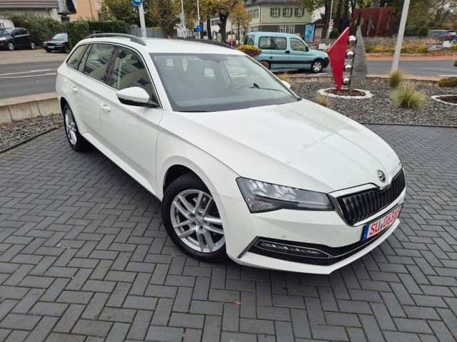 Skoda Superb Combi Ambition y iV