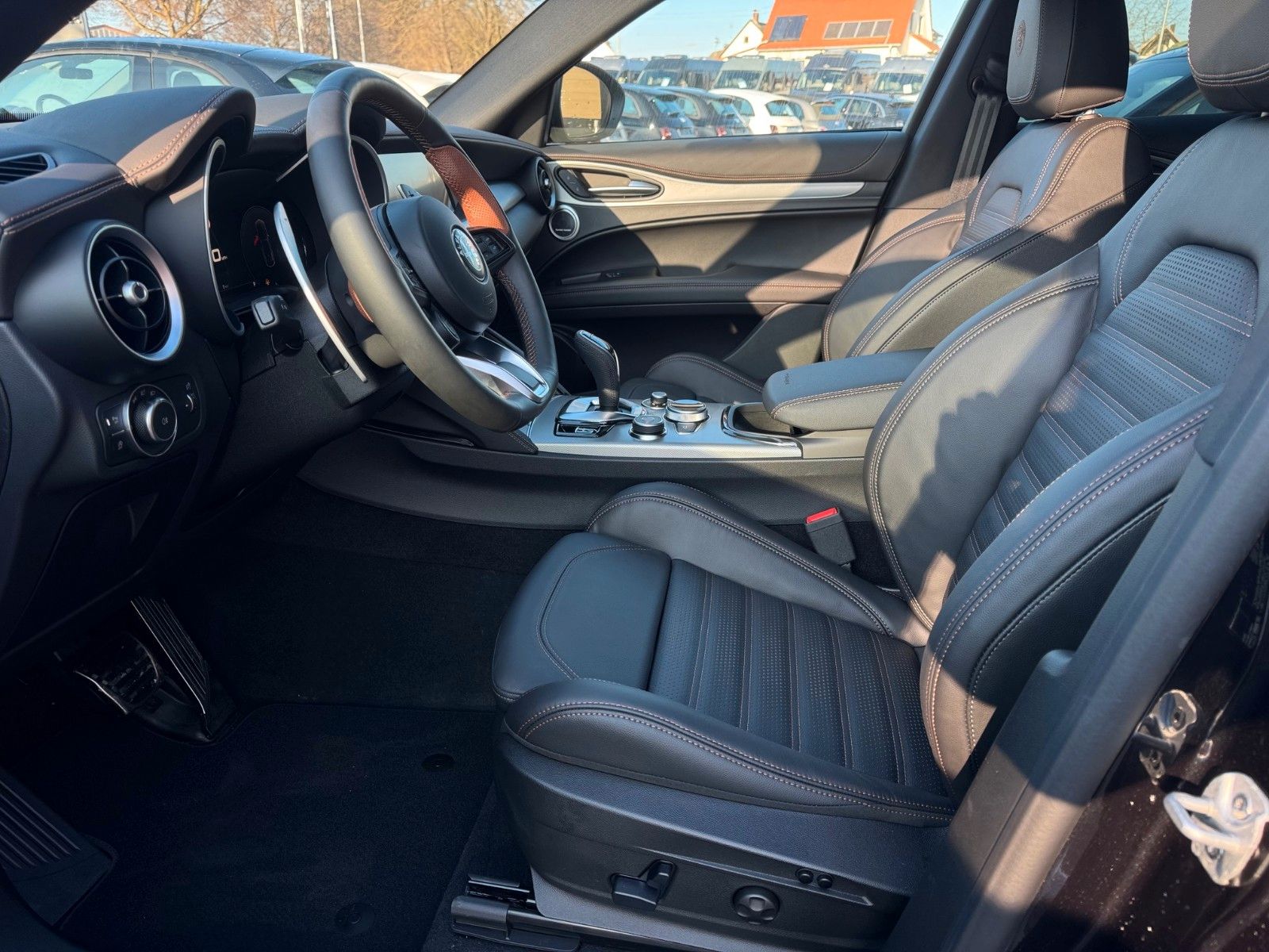 Fahrzeugabbildung Alfa Romeo Stelvio Intensa elekt. AHK Matrix LED Kamera NAV