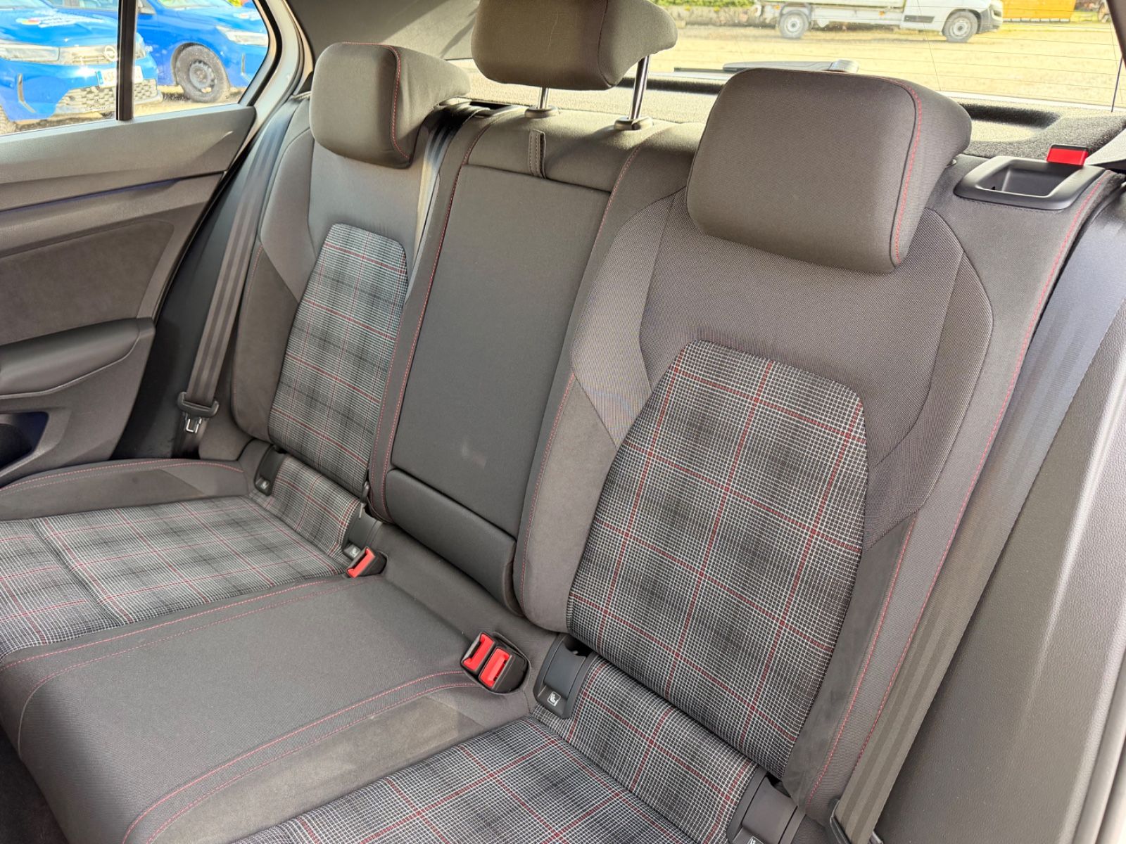 VW Golf VIII Lim. GTI AAC SHZ NAVI PDC V+H LED