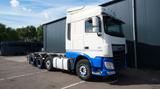 DAF XF 510 8x2 20FT container transport truck - Container