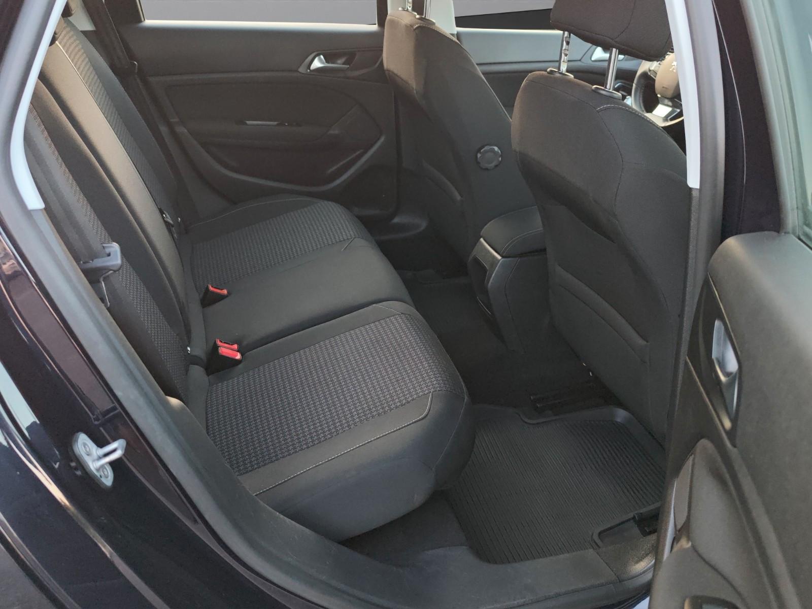 Peugeot 308 SW 1.2 Klimaauto Navi Kamera Sitzheizung