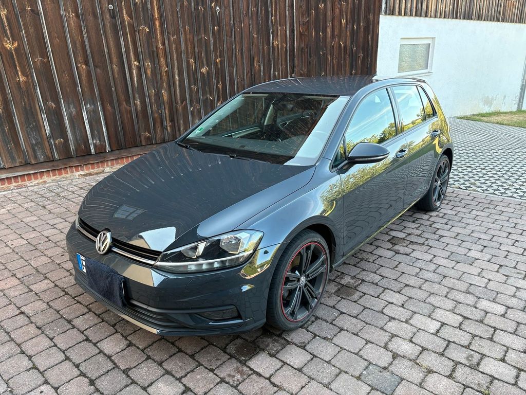 Image of Volkswagen Golf