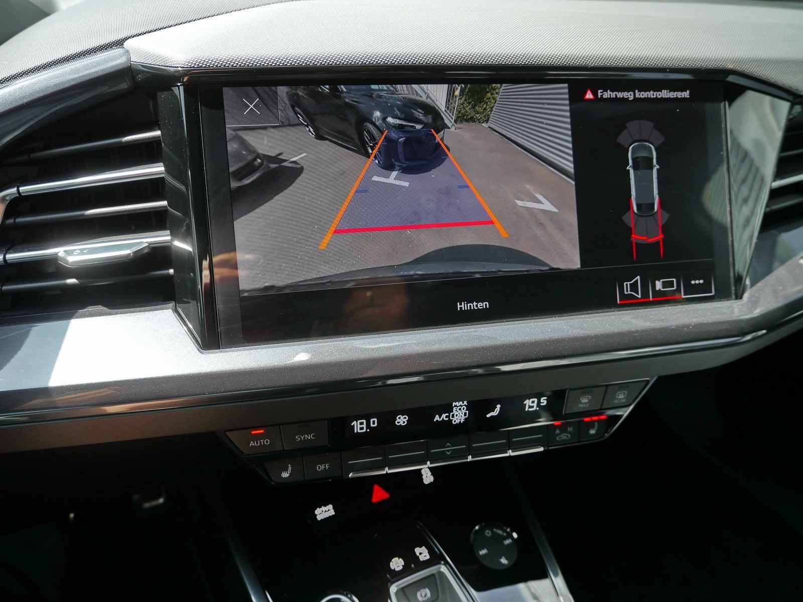 Audi Q4 e-tron - Bild 16