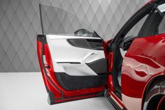 Purosangue 2025 RED/WHITE FULL CARBON PANORAMIC