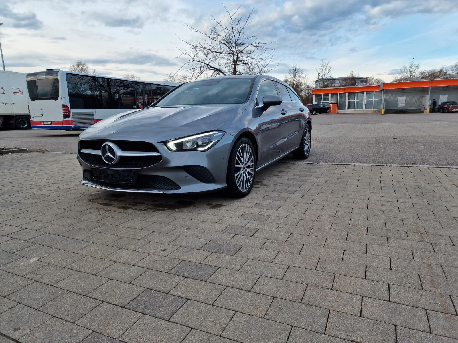 Mercedes-Benz CLA Shooting Brake 200 d/AHK/Automatik/18 Zoll