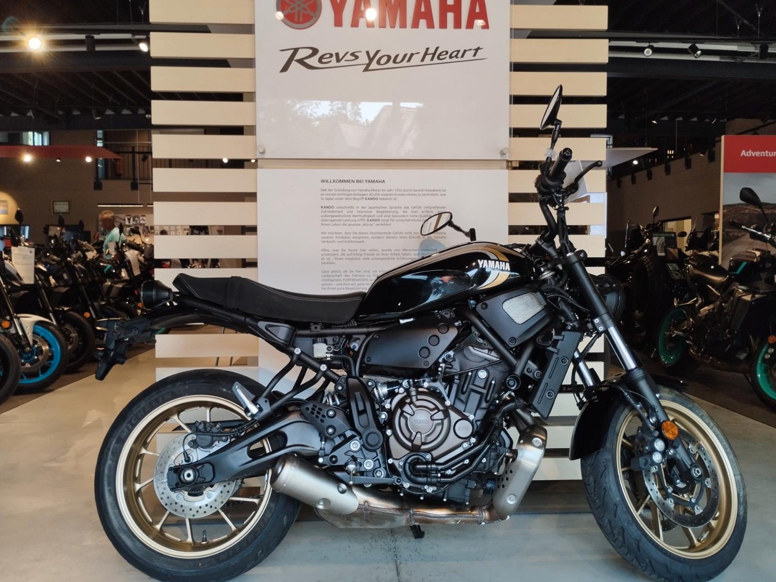 Yamaha XSR 700 *geringe Laufleistung*