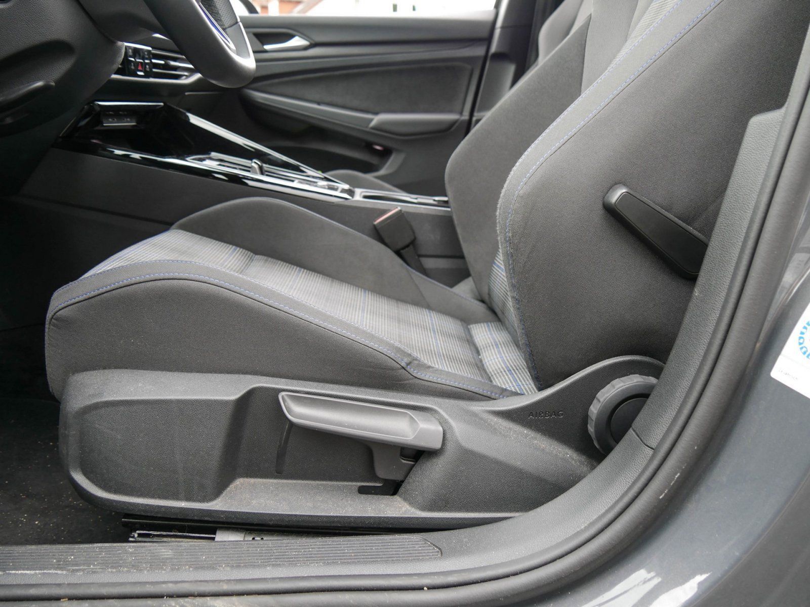 Volkswagen Golf - Bild 15