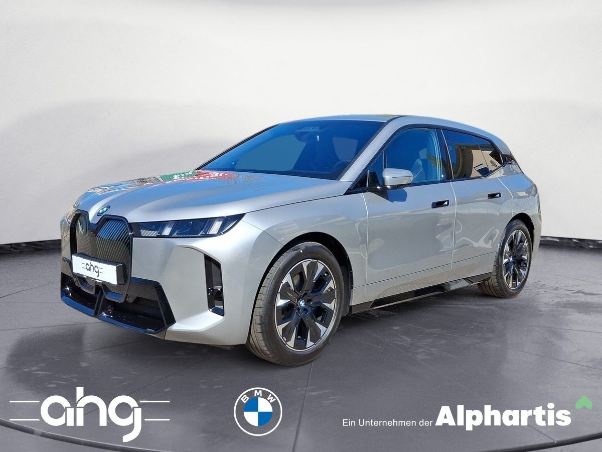 BMW iX xDrive60 MSport Innovationspaket AHK